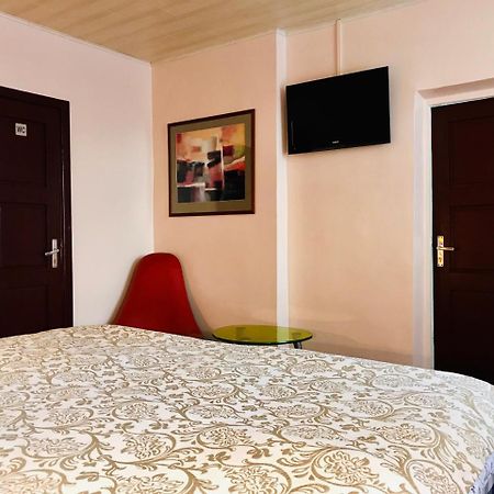 Maria Hostel Valga Ngoại thất bức ảnh
